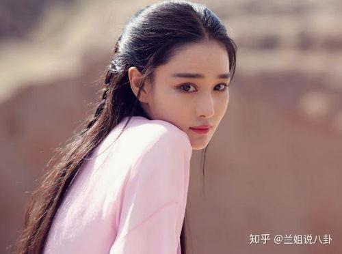 娱乐圈八卦最新爆料偷税,偷税丑闻再起，明星涉嫌逃税被曝光